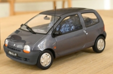 185298 Renault Twingo 1995 - Meteor Grey 1:18